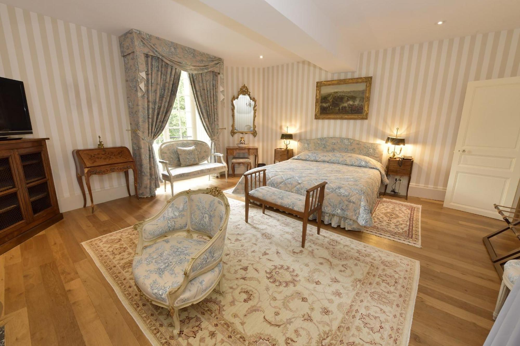 Chateau De Vault De Lugny Esterno foto